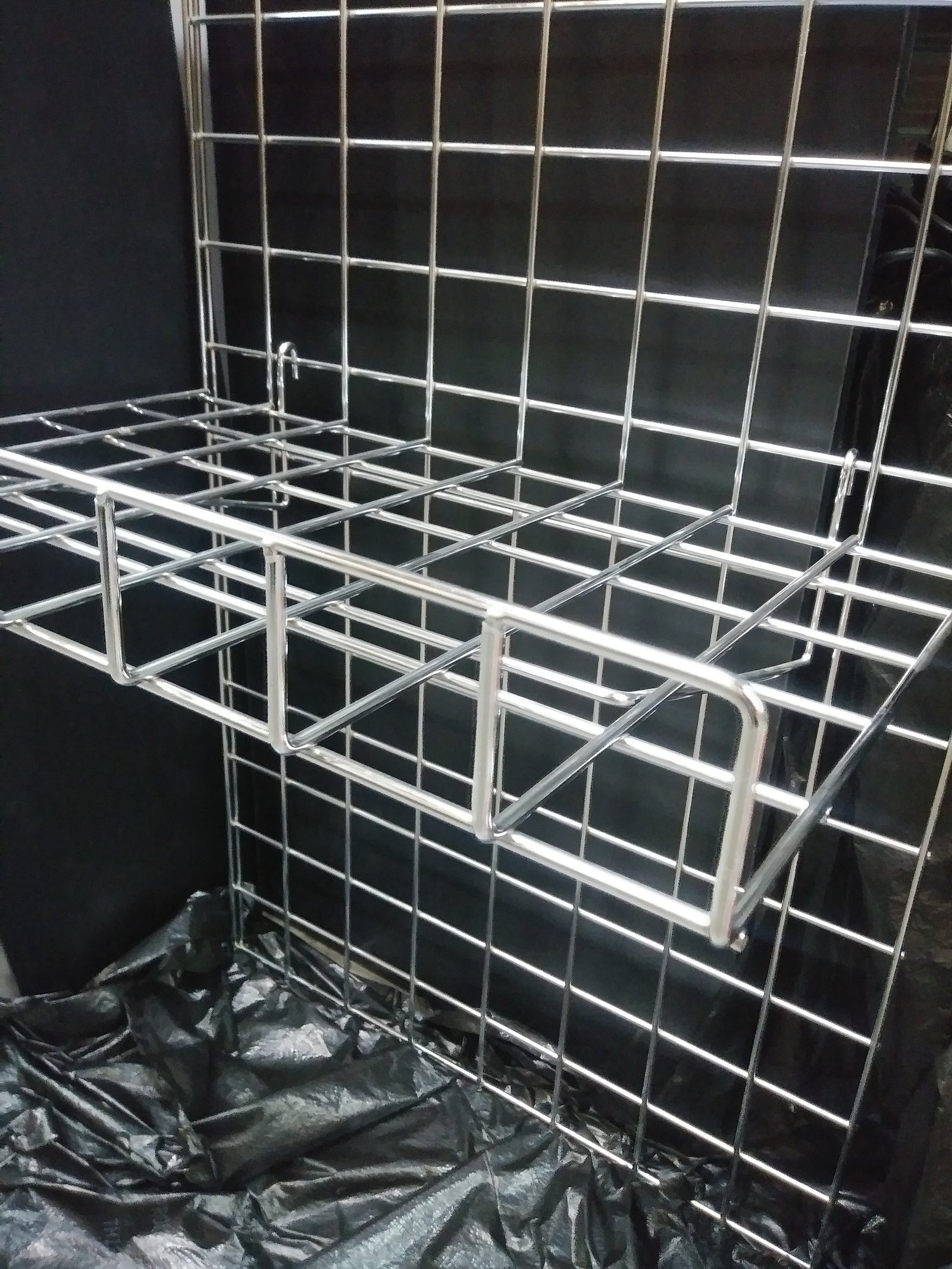 Straight Shelf with Lip - Grid Wall - Las Vegas Mannequins