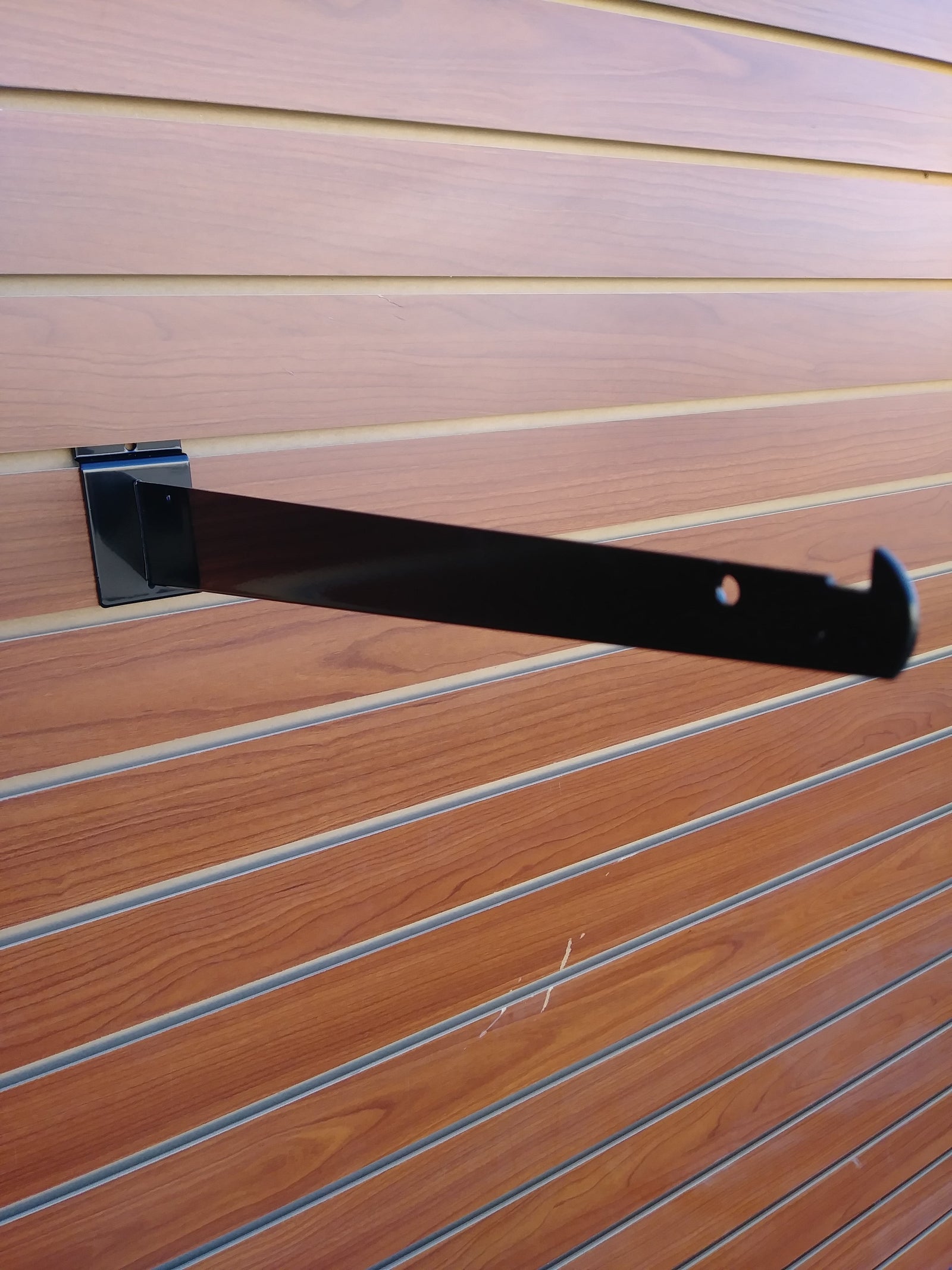 16" Knife Bracket - Slat Wall - Las Vegas Mannequins