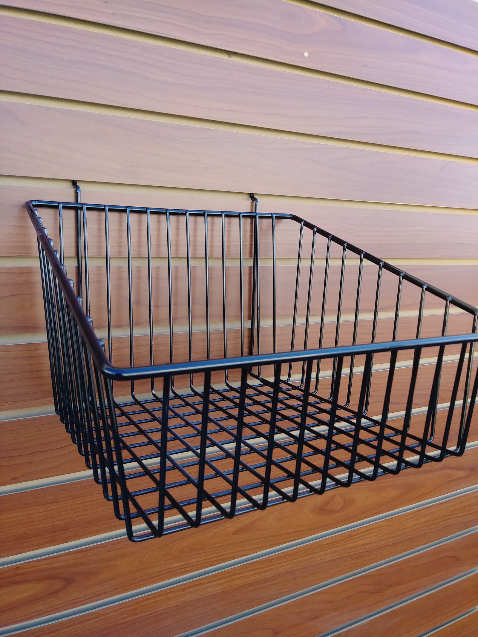 Slope Front Basket - Slat Wall - Las Vegas Mannequins